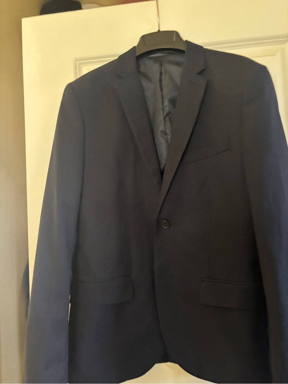 H&M Men's Dark Navy Suit Blazer slim fit like new, 32r pants, 34 r jacket